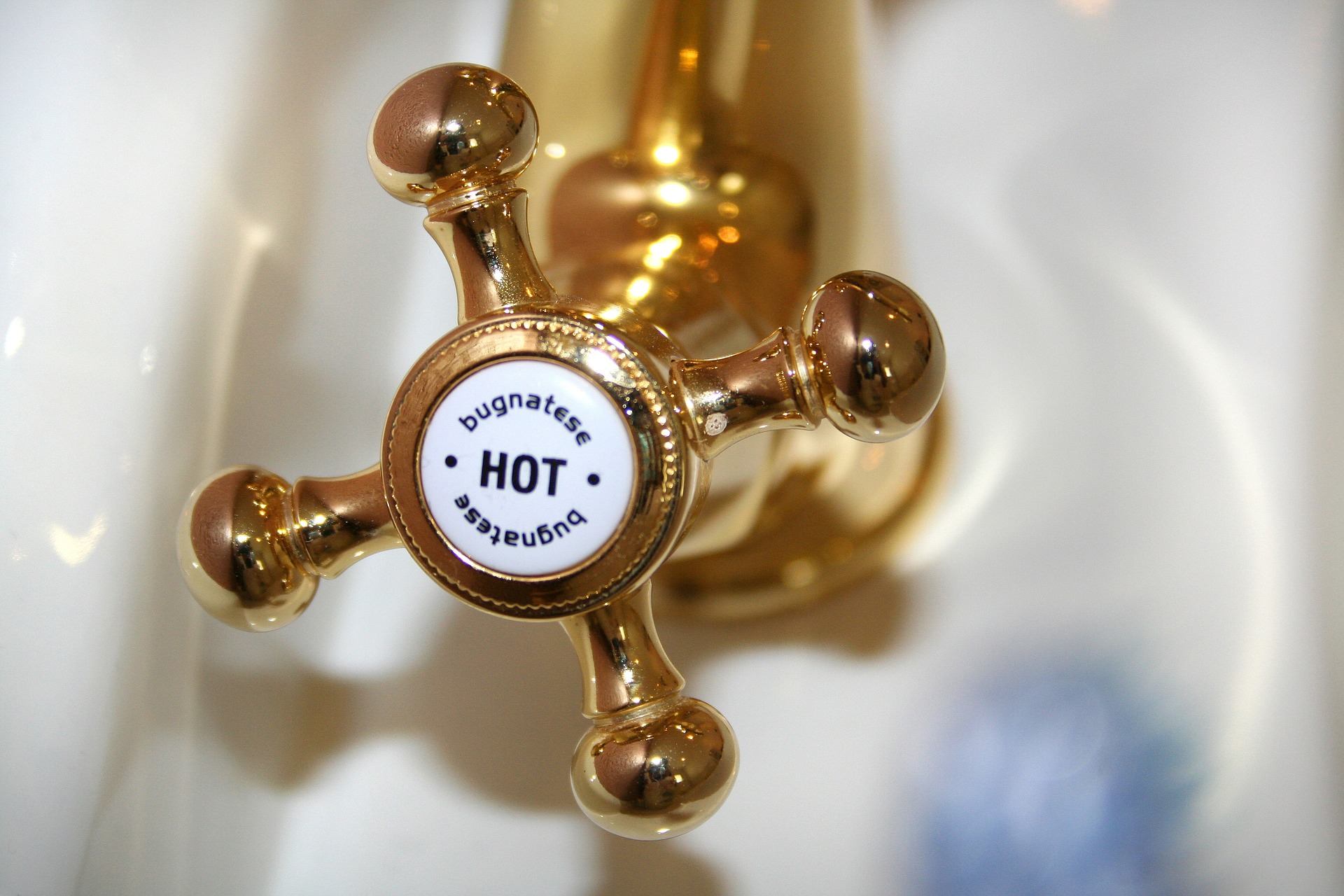 Comment changer le thermostat d'un chauffe eau ?